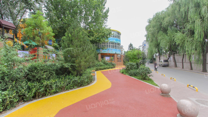 享堂西街北二条三院外景图