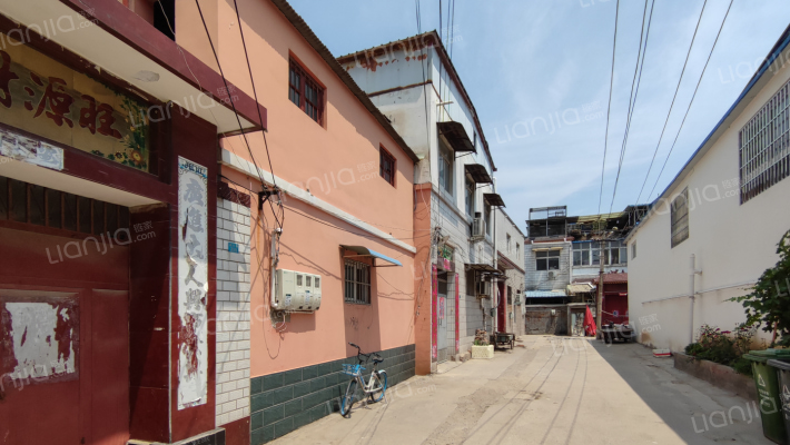 蔡屯街251号外景图