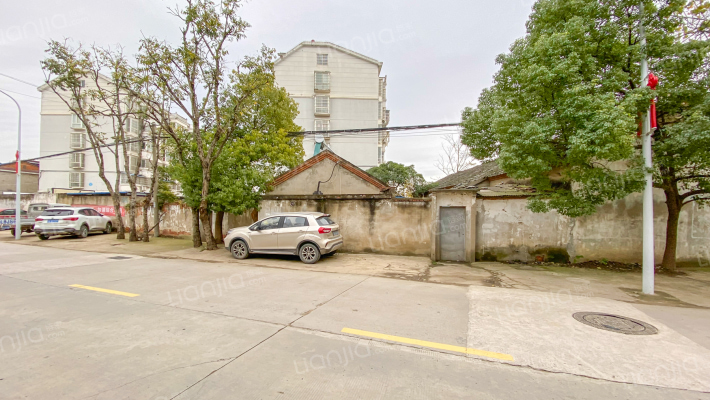 绍章路银行宿舍外景图