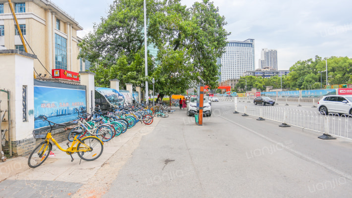 江西省妇幼保健院家属区外景图