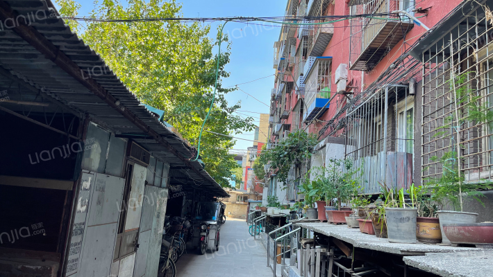 长椿街外景图