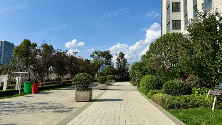 万科大都会二期外景图