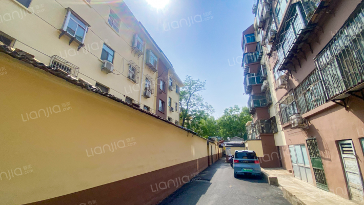 物资公司宿舍外景图