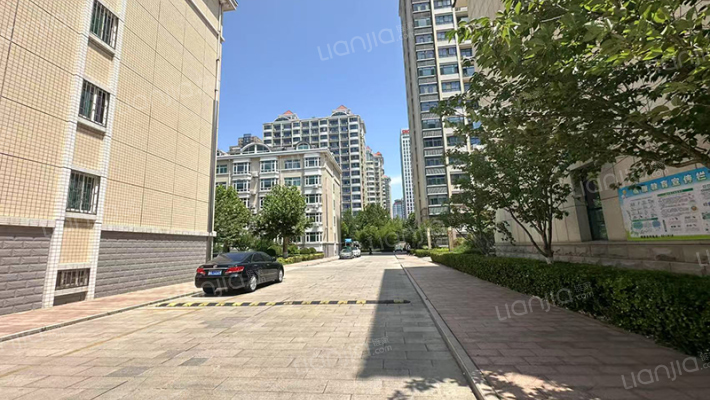 新华路市国土局宿舍外景图