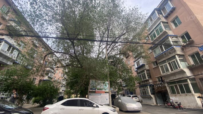 怡静园社区外景图