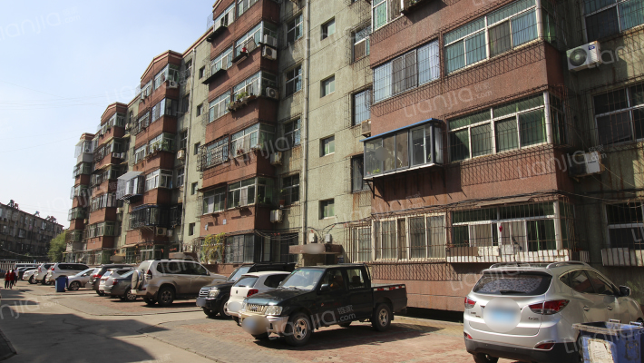 建华楼小区外景图