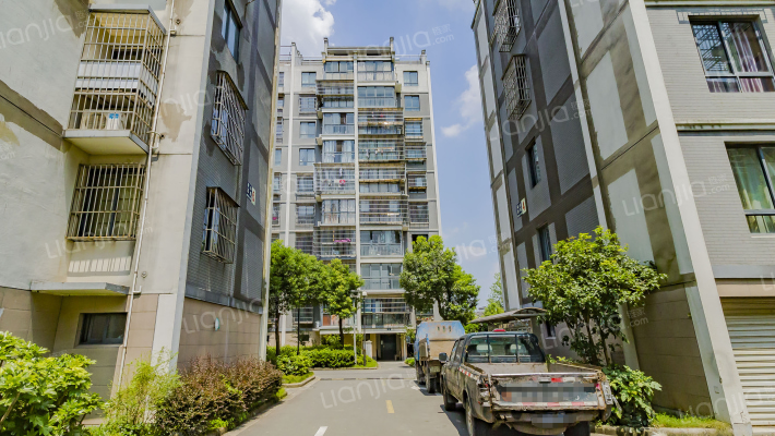 灵山嘉苑一期外景图