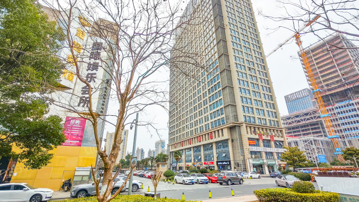 乔克家居广场外景图