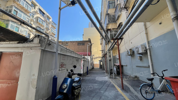 陵园路70号院外景图