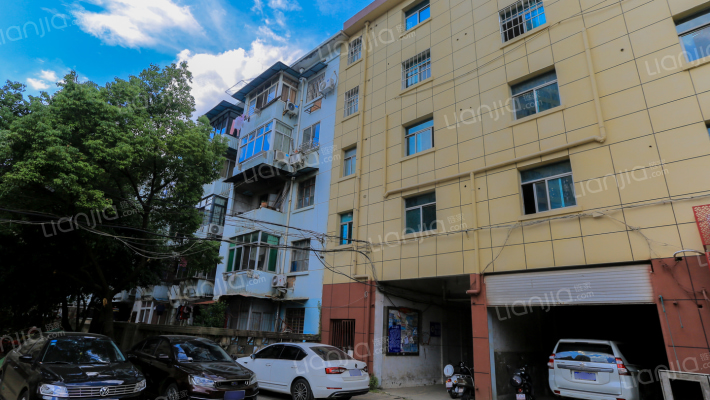 上海北路外景图