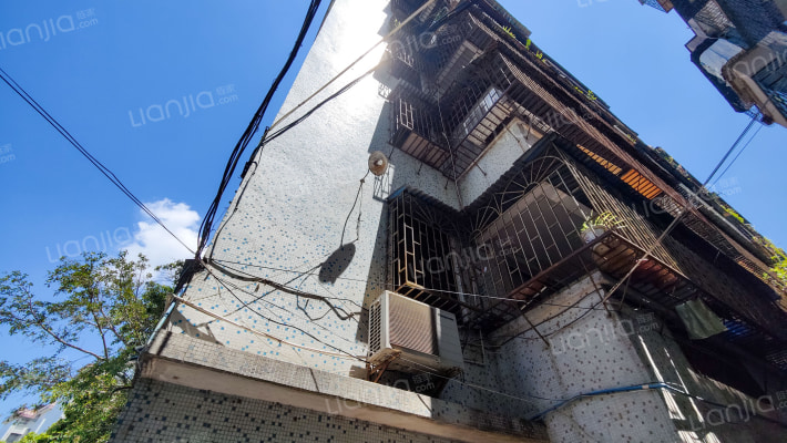 发展银行宿舍外景图