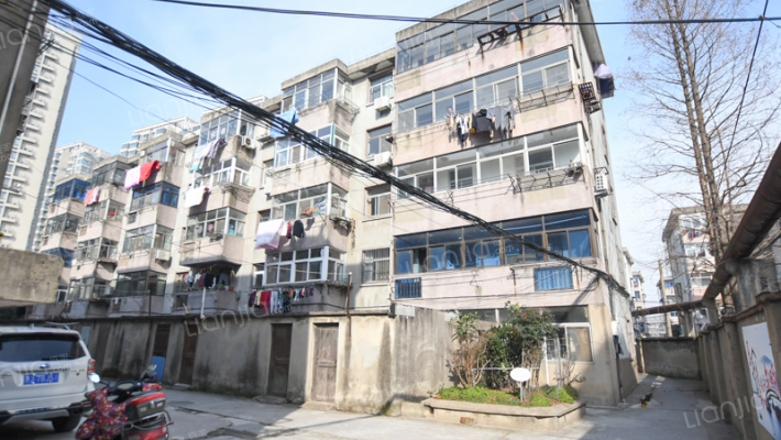 建行宿舍二区外景图