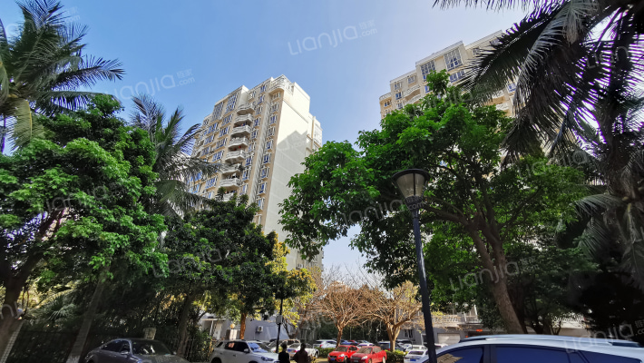 友合金城外景图