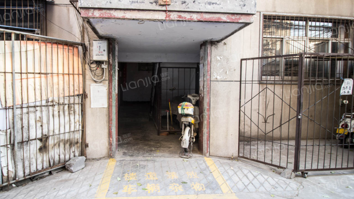 联运家属院外景图