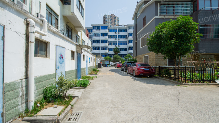 鼎盛国宾府外景图