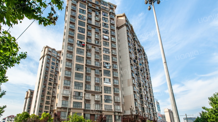 江桥佳苑外景图