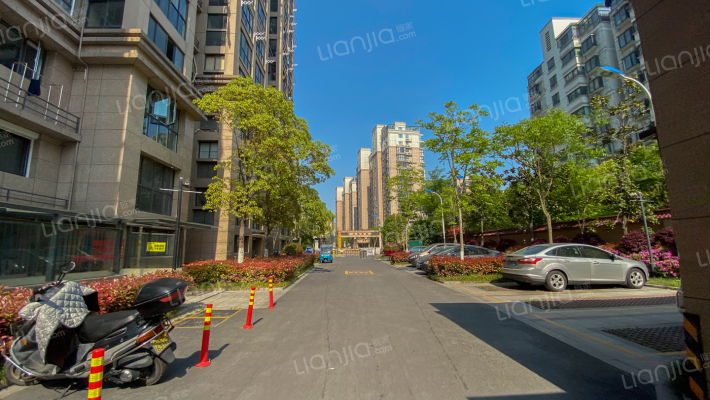 如歌花苑西区外景图