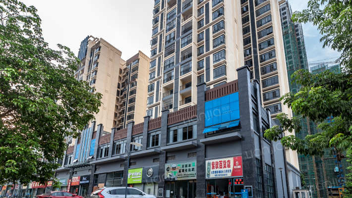 中旭·现代城外景图