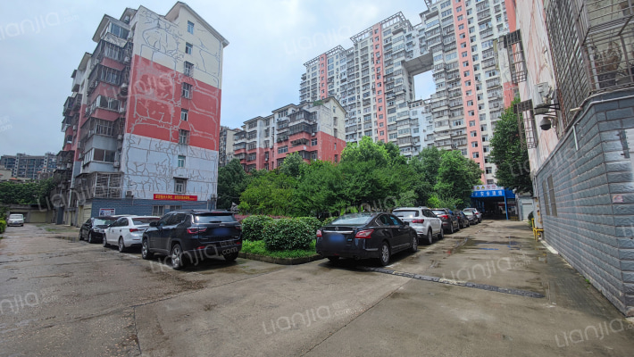 鸿盛花园外景图