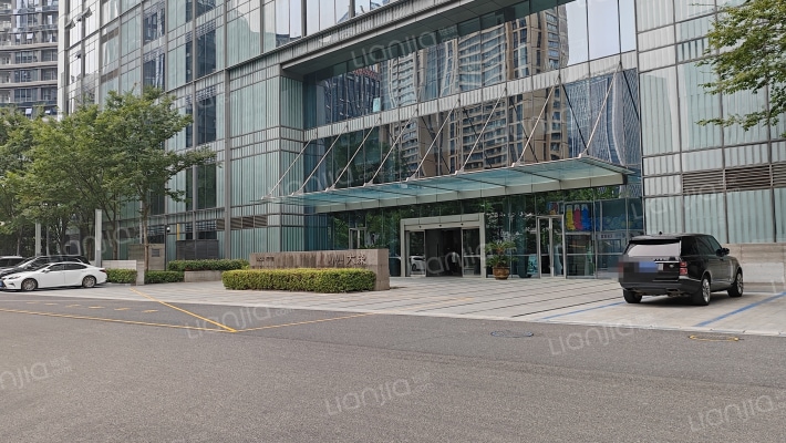 大象国际中心外景图