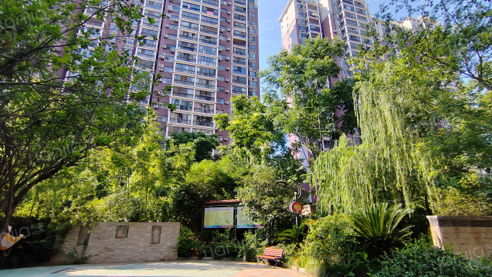 国宇万象巴黎外景图