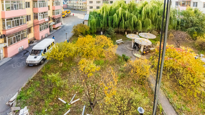 民航小区外景图