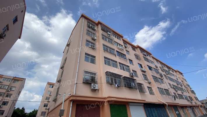 幸福苑小区外景图