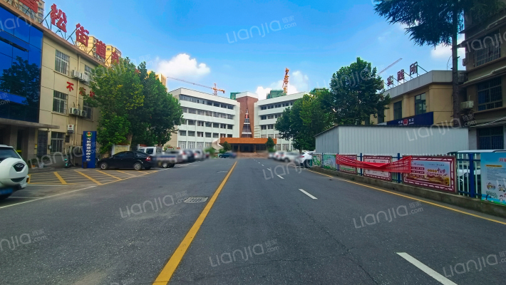 农行银校家属院外景图