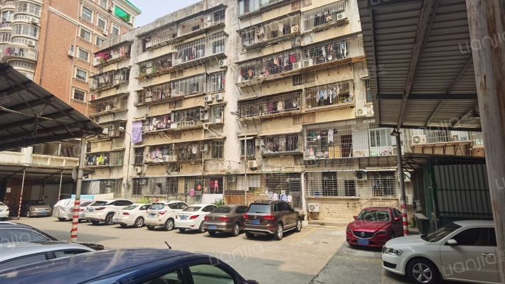 押运宿舍外景图