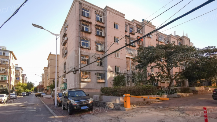 桃园小区外景图