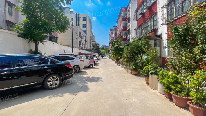 检察院家属院外景图