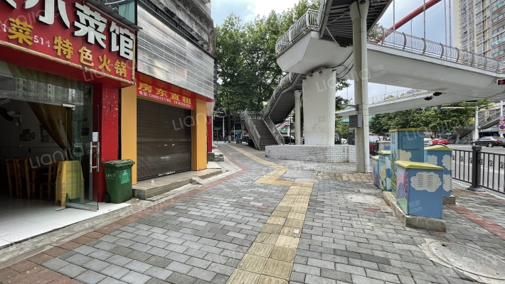 欣欣房开外景图