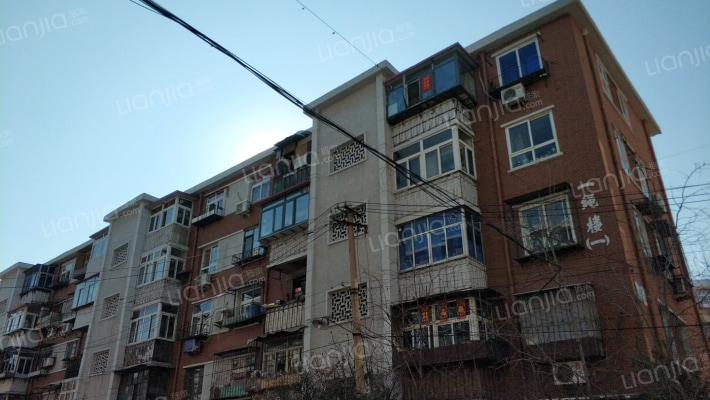 钢厂宿舍东里外景图