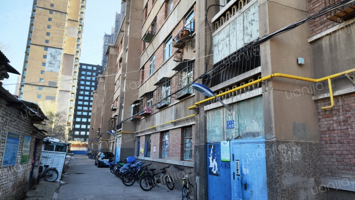 兰水小区外景图