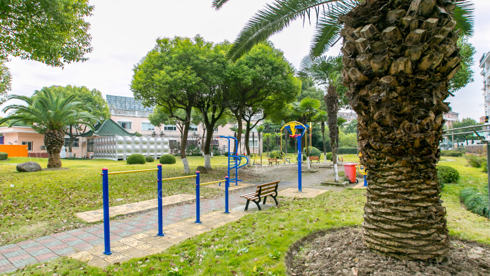 张江新苑外景图