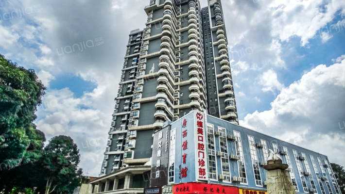 水岸都市外景图