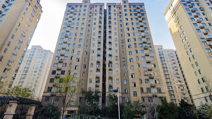 建业壹中心外景图