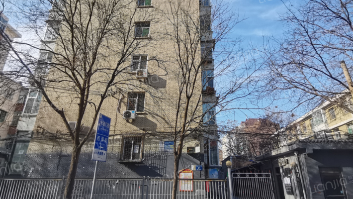 海边街燃料公司宿舍外景图