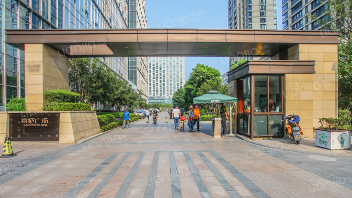 嘉恒广场外景图