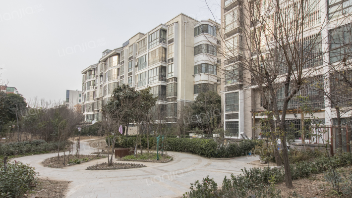 天伦琥珀名城外景图