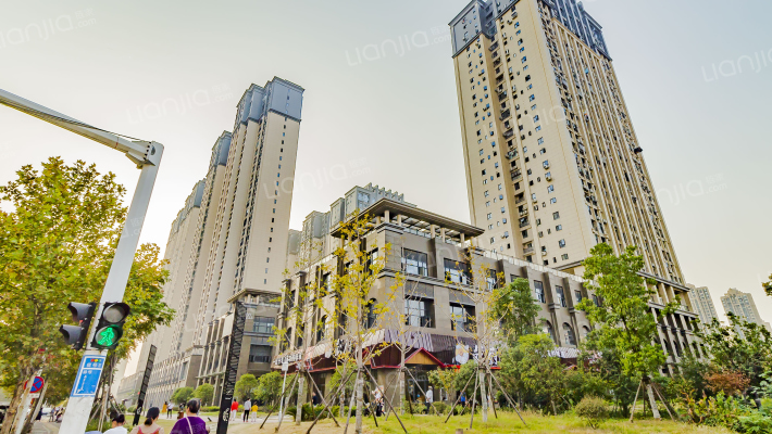 长投景城汉口年华外景图