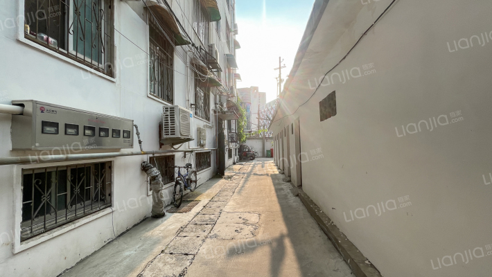 许昌市公路局职工家属院外景图