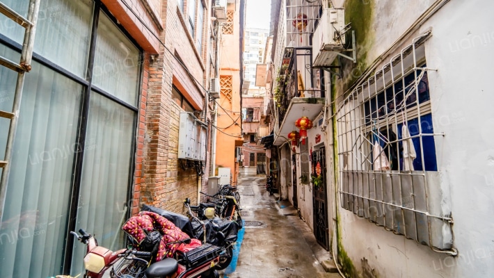 和凤街外景图