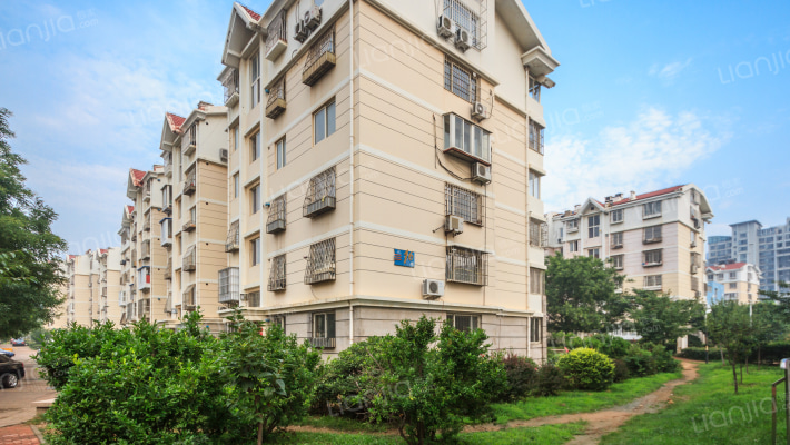 浮山后五小区外景图