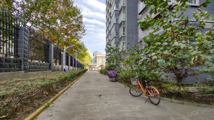 西光十六小区外景图