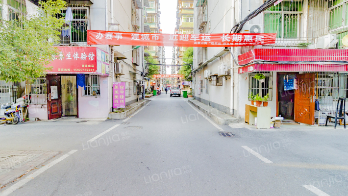 扬子江长青西村小区外景图