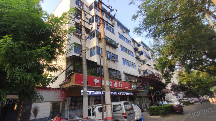 防疫站家属院外景图