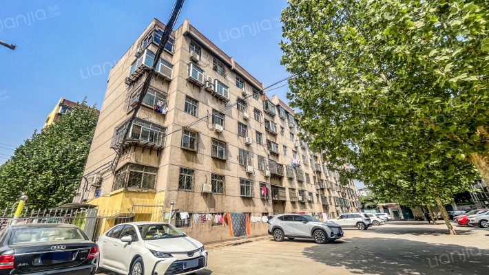 岱庙街道花园社区外景图