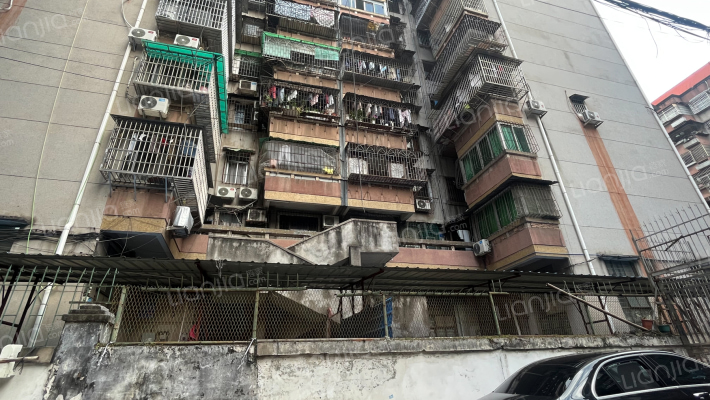 矿泉北街5号大院外景图