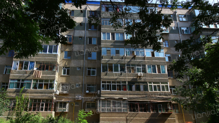 长风东苑小区外景图